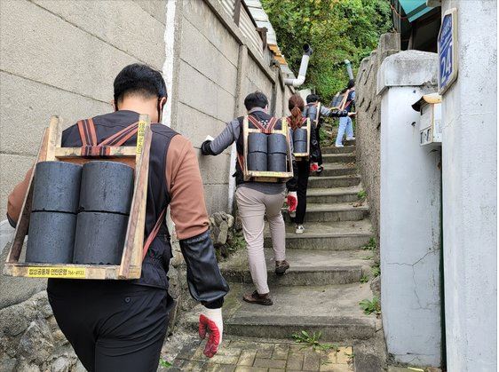 중앙일보 코로나19.JPG